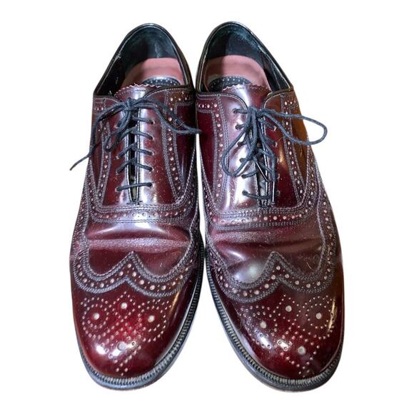 Florsheim Men's Lexington Wingtip Oxford shoe in burgundy Size 9D Model# 30300 - Picture 1 of 10